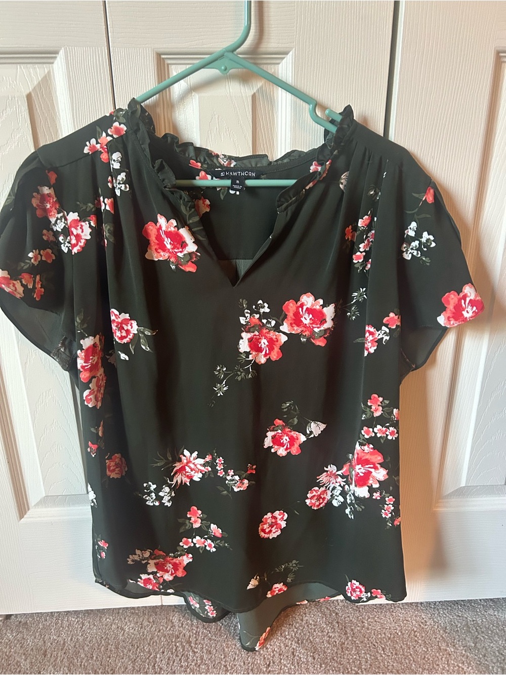 Hawthorn Flowy green Floral V-Neck Blouse -